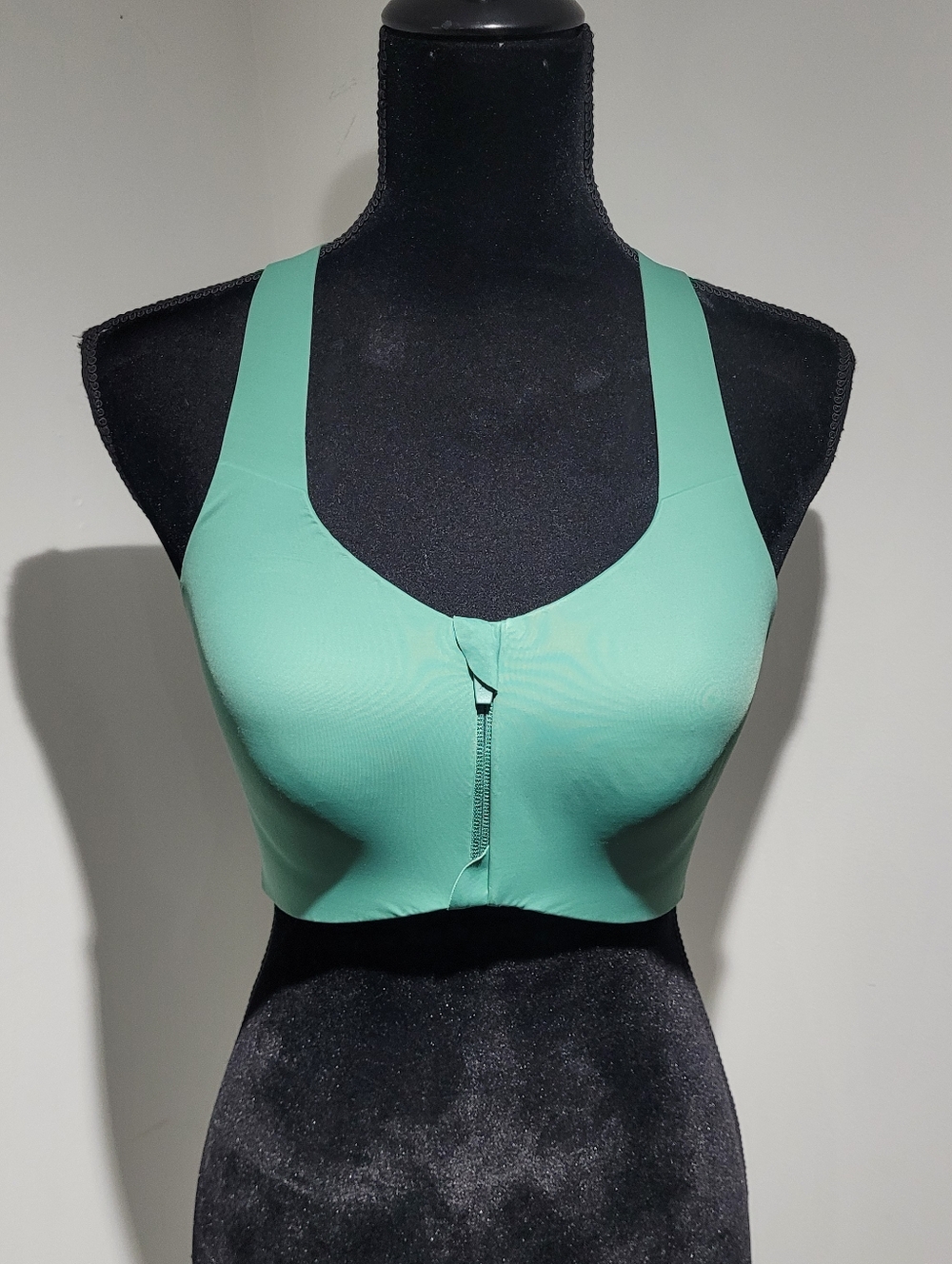 Knix Women's Catalyst Front Zip Racerback Sports Bra 4 Green Athleisure Yoga Gym